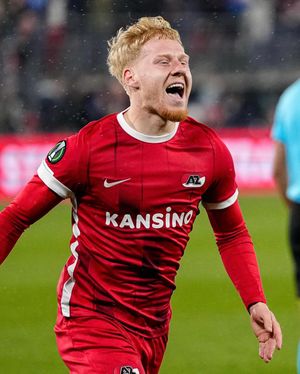 Image post by @azalkmaar on Instagram