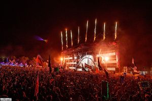 Image post by @nocturnalwland on Instagram
