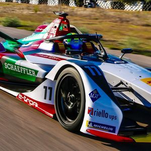 Image post by @lucasdigrassi on Instagram