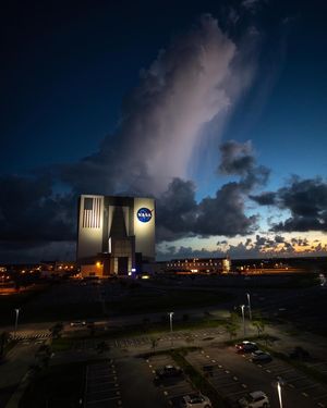 Image post by @nasaartemis on Instagram