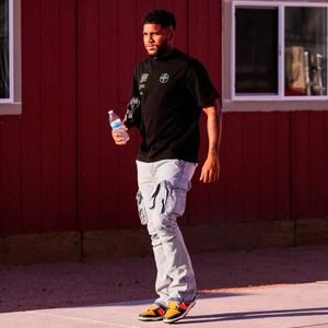 Image post by @carlosharvey03 on Instagram