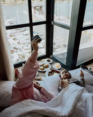 Image post by @byohlola on Instagram