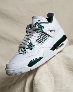 Image post by @solefly on Instagram