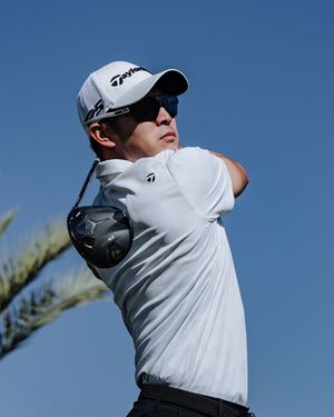 Image post by @taylormade_golf_japan on Instagram