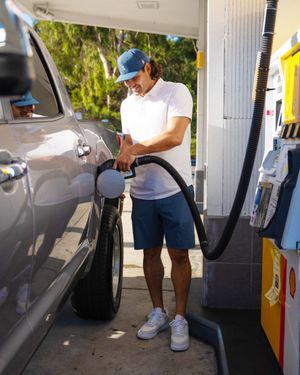 Image post by @Mark_Sanchez on Twitter