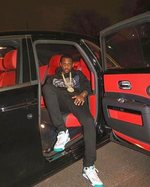 Image post by @myfabolouslife on Instagram