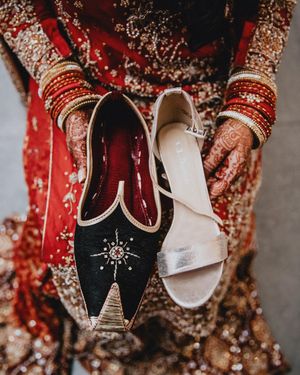 Image post by @thismodernlovephoto on Instagram