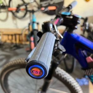Image post by @esigrips on Instagram