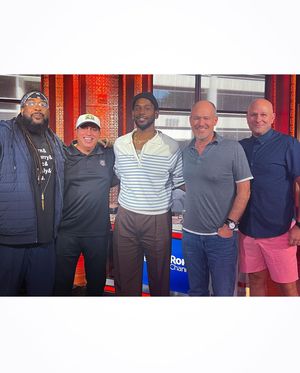 Image post by @richeisenshow on Instagram