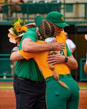 Image post by @baylorsoftball on Instagram