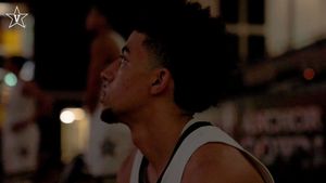 Video post by @vandymbb on Twitter