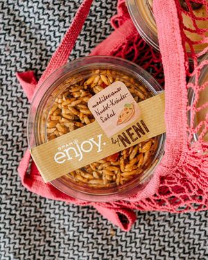 Image post by @neniamtisch on Instagram