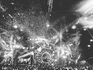 Image post by @west2eastempire on Instagram