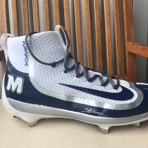Image post by @muhawks on Instagram