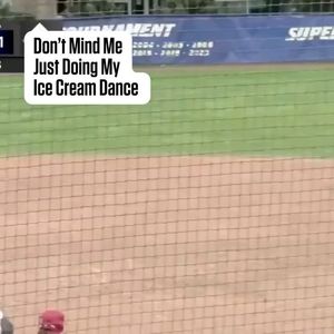 Image post by @flosoftball on Instagram