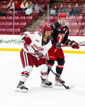 Image post by @harvardwhockey on Instagram