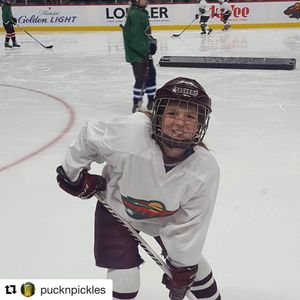 Image post by @officialminnhockey on Instagram