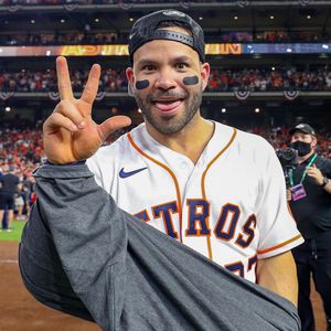 Image post by @mlb.korea on Instagram