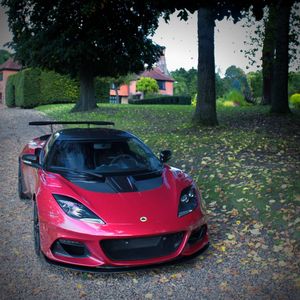 Image post by @lotuscars on Instagram