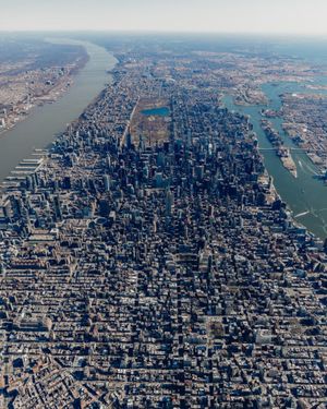 Image post by @nyonair on Instagram