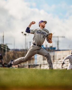 Image post by @uw_baseball on Instagram
