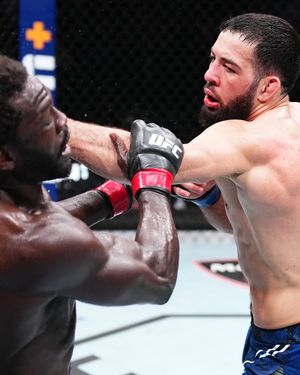 Image post by @ufc_brasil on Instagram