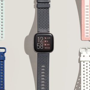Image post by @fitbit on Instagram