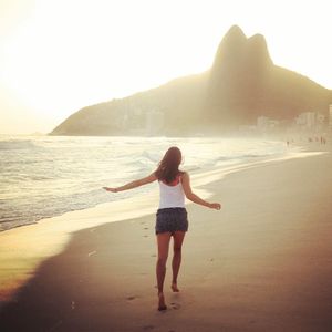 Image post by @alizelim on Instagram