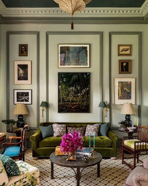 Image post by @themartshowrooms on Instagram