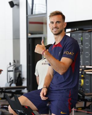 Image post by @psg on Instagram