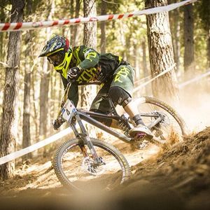 Image post by @foxmtb on Instagram