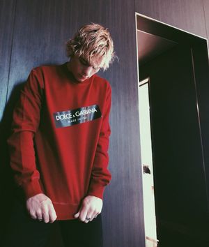 Image post by @ross_lynch on Instagram