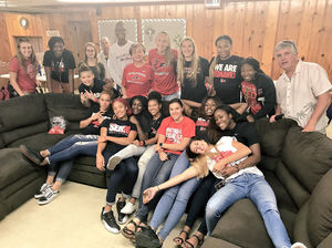 Image post by @officialsemowbb on Instagram