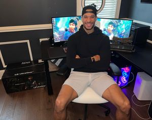 Image post by @jhart on Instagram