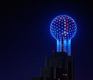 Image post by @ReunionTower on Twitter