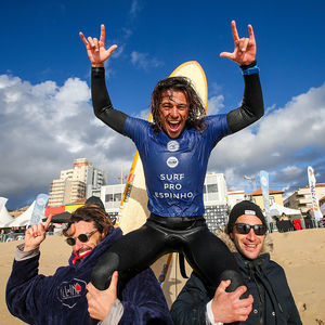 Image post by @wsl.qs on Instagram