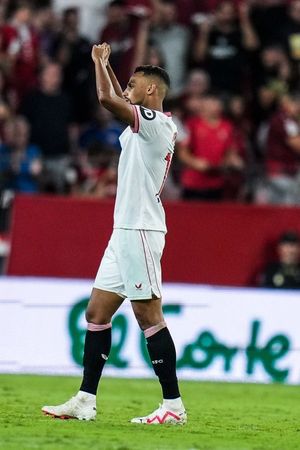 Image post by @SevillaFC on Twitter