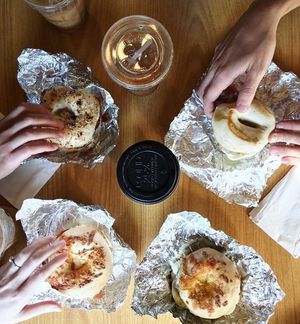 Image post by @bagelstreetdeli on Instagram