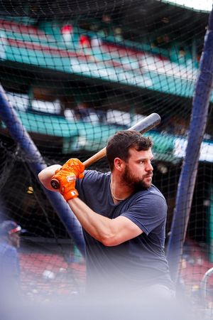 Image post by @astros on Twitter