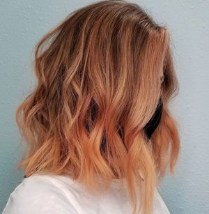 Image post by @AquaFireSalon on Facebook