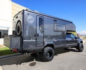 Image post by @earthroamer on Instagram