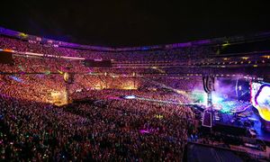 Image post by @metlifestadium on Instagram