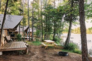 Image post by @themainemag on Instagram