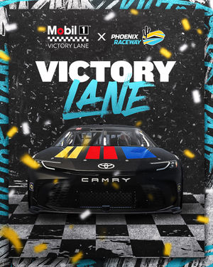 Image post by @phoenixraceway on Instagram