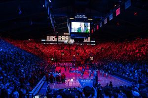 Image post by @kuhoops on Instagram