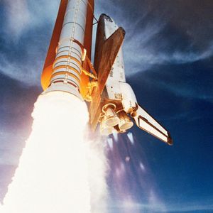 Image post by @nasaartemis on Instagram