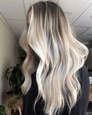 Image post by @behindthechair_com on Instagram