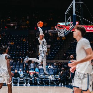 Image post by @wvuhoops on Instagram