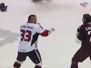 Image post by @hockeyfights on Instagram