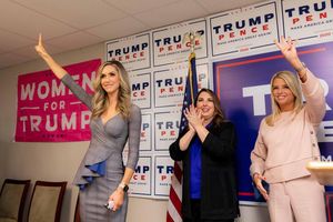 Image post by @laraleatrump on Instagram
